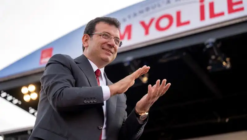Ekrem İmamoğlu'ndan Seçim Açıklaması: "Aday Olmazsam Başka Adayı Desteklerim"