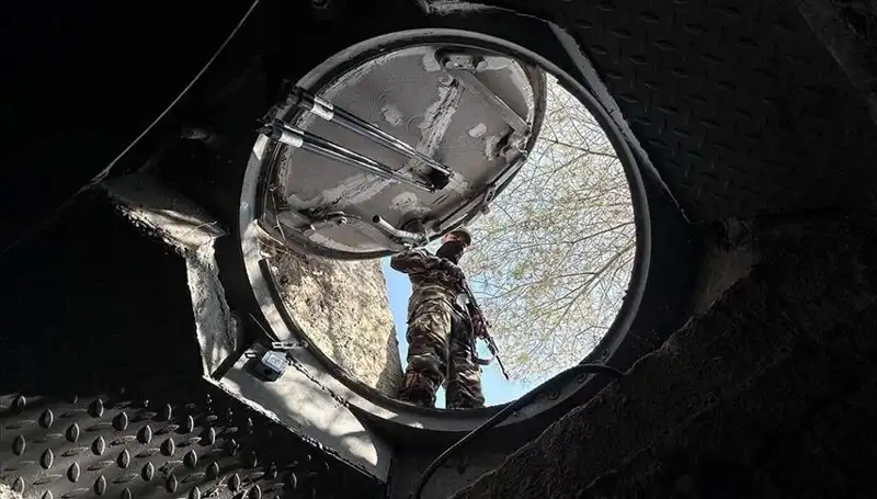 Esad'ın Kardeşinin Suriye'deki Gizemli Tünelleri ve Zırhlı Odaları Ortaya Çıktı